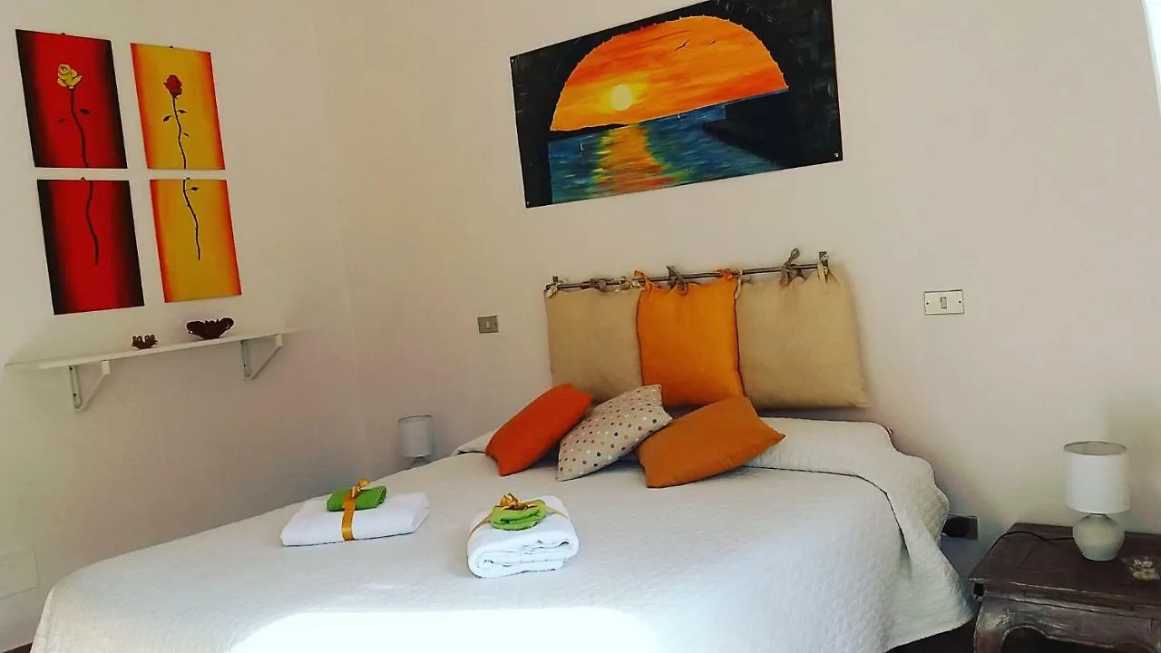 Mia Guesthouse 체팔루 0*,  이탈리아